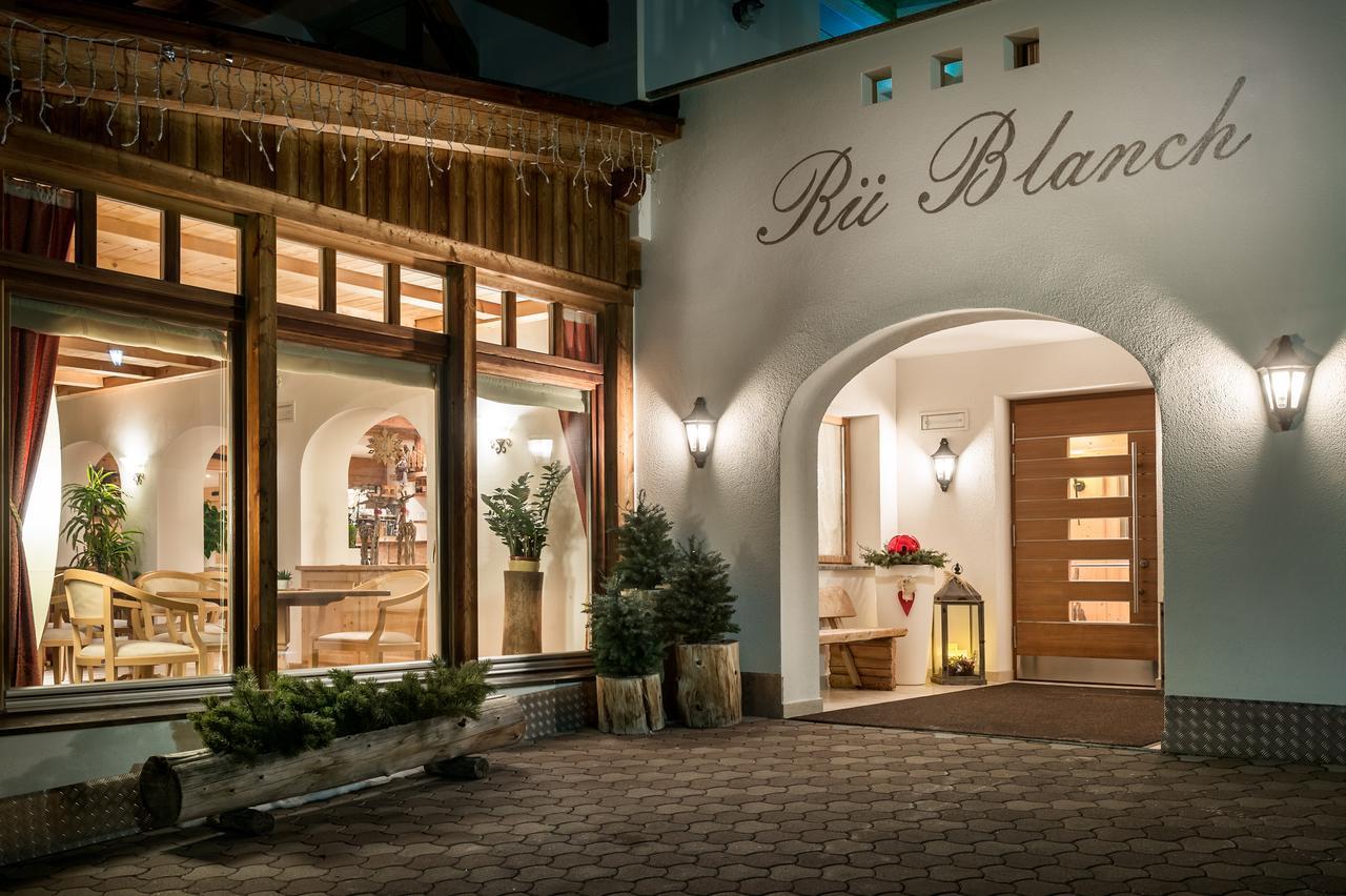 B&B - Hotel Ciasa Rue Blanch Сан-Кассиано Экстерьер фото